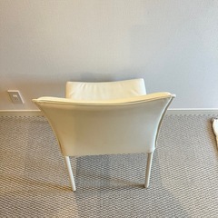 大塚家具　椅子　ホワイトの画像