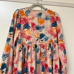 フラミンゴ柄　ワンピースの画像