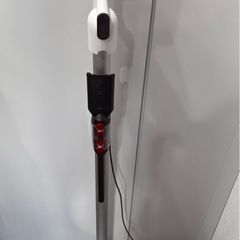 【掃除機スタンドつき付き】dyson v11 fluffy+の画像