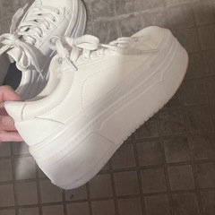 厚底スニーカー レディース 白‎🤍の画像
