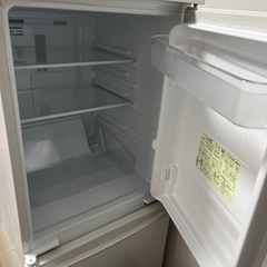 お譲り先決定しました！無料でお譲りします。シャープ冷蔵庫 の画像