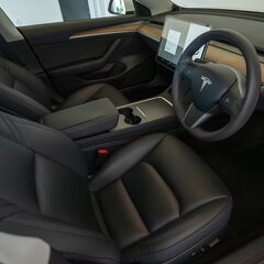 テスラ モデル3 ～期間限定～オートローン低金利キャンペーン実施中!!詳しくはお問い合わせください!ご成約にてプレゼントもございます!!の画像