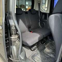 【自社ローン】ホンダ N-BOX Ｇ・特別仕様車「ＳＳパッケージ」ナビ　ETC　バックカメラ　フルセグTV　両側パワースライドドア　純正アルミホイール　DVD再生　キーレス　スマートキー　CD　黒　ブラックの画像