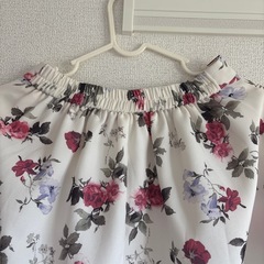 状態の綺麗なフレアスカートの画像