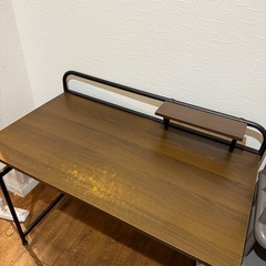 机・デスクの画像