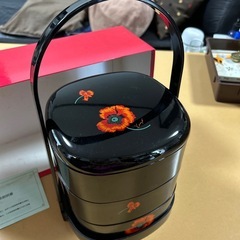 未使用三段お重箱の画像