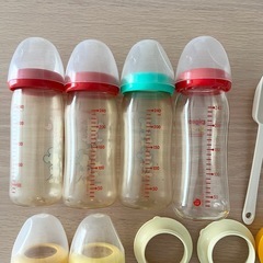 【まとめ売り】ピジョン哺乳瓶6本 240mlと160ml　の画像