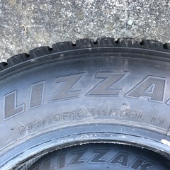 W979 205/70R16の画像