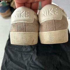 NIKE ピンク　24センチの画像