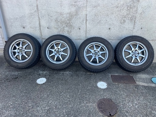 215/65/16  スタッドレスタイヤ