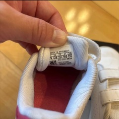 adidas アディダス ベビーシューズ 白 ピンク　14cmの画像