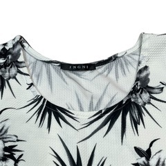 【INGNI】イング半袖TシャツM花柄トップスホワイトブラックチビTy2kギャルの画像