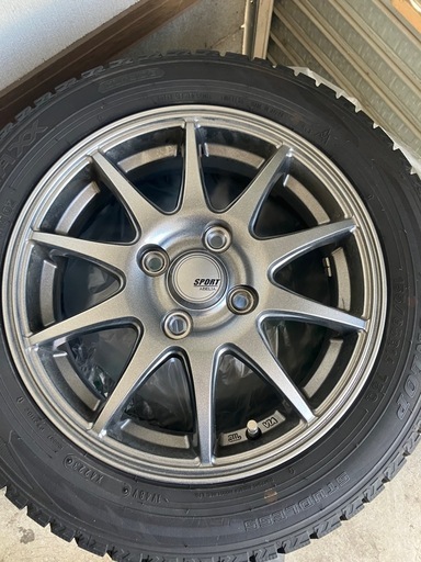 お取引中　(値下げしました)１４インチスダットレスタイヤホイール付