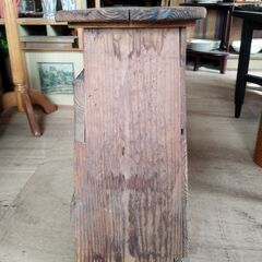 木製 古い踏み台 飾り台 オブジェ ディスプレイ 古民具 古道具 踏台 レトロ　/TJ-2595 2F南の画像