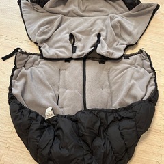 7am Enfant Pookie poncho（抱っこ紐、ベビーカー兼用）の画像