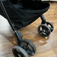 【★引き取り限定】 限定モデル アップリカ aprica ラクーナ ビッテ クッション 2021年製 A型ベビーカーの画像