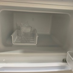 【ジモティー割】comfee 2023年製　90L　ノンフロン冷凍冷蔵庫（ID1373）の画像
