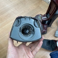 ☆ドリーム荒牧店☆☆ジモティー割引有☆Electrolux スティッククリーナー　NV144L15BC 中古の画像