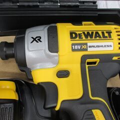 DEWALT DCF887M2 インパクトドライバ 未使用 18V バッテリー×2 充電器【ハンズクラフト宜野湾店】の画像
