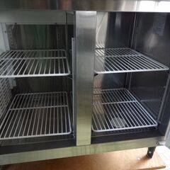 【引取限定】値下げ‼　フクシマ業務用冷凍冷蔵庫 YRC-121PM2 2019年 1200ｘ600ｘ800㎜ 台下冷凍冷蔵庫の画像