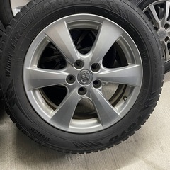 215/60 R17 17インチ　バリ溝冬タイヤアルミ4本セット国産2022年製の画像