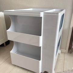 【美品】ボビーワゴン リプロダクト ホワイト 2段 キャスター付きの画像