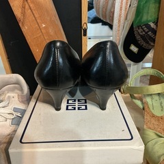 レザーパンプス🥿GIVENCHYジバンシィ革ハイヒールフォーマルシンプル✨黒の画像