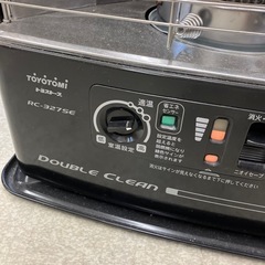 M2510-021 TOYOTOMI ストーブ ダブルクリーン RC-327SE 自然通気形解放式石油ストーブ ブラック 2007年製 電池点火 単二形乾電池 灯油 通電確認済み キズ汚れ有り の画像