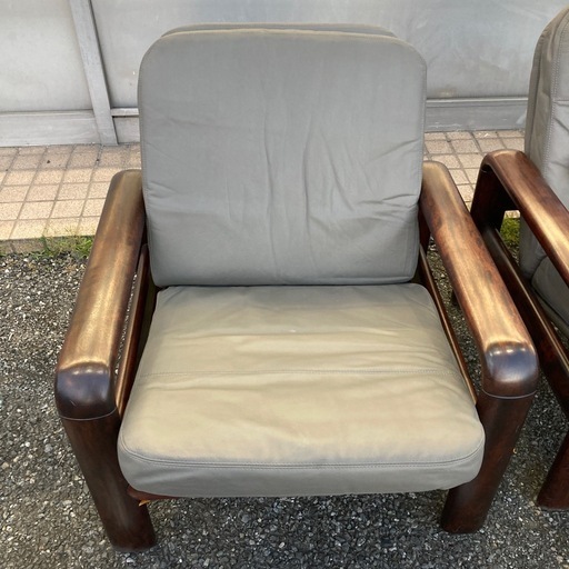 【ジモティー割引で最大15％OFF⭐️】 dyrlund 1人掛けソファー グレー