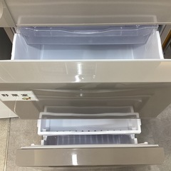 【取りに来られる方限定】　HITACHI　3ドア冷蔵庫　2016年製の画像