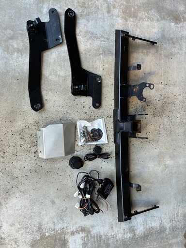 マツダ純正オプションCX-60 ヒッチメンバー