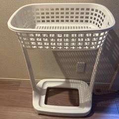 ランドリーワゴンの画像