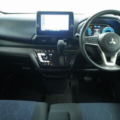 最新装備を搭載した幅広で快適な軽自動車の入庫！！の画像