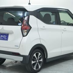 最新装備を搭載した幅広で快適な軽自動車の入庫！！の画像