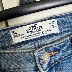Hollister デニム ダメージの画像