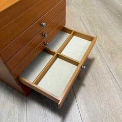 ジュエリーボックス　6段＋上部の収納＋鏡の画像