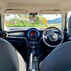 F56 MINI ONE 1.2turboの画像