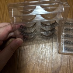 つけまつげ の画像