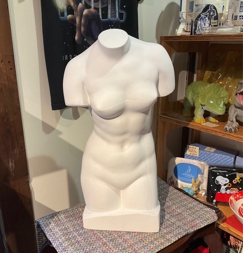 石膏 「裸婦像」　高さ約54㎝　（デッサン、オブジェ）