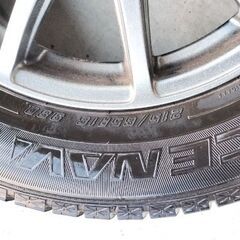 スタッドレスタイヤ　溝あり グッドイヤーアイスナビ  215/65　16   の画像