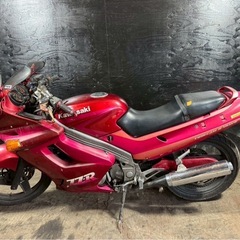 ★支払総額8.8万円★関東圏内即日配送可能！全車走行テスト済みです！カワサキ ZZR250 赤 EX250H 人気のZZR！ 4スト、センスタ付き！ 2気筒マフラー！ 社外グリップ！の画像