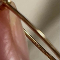 【美品】agete K10 V字型スタックリングの画像