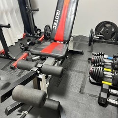 iROTEC 調整可能トレーニングベンチ