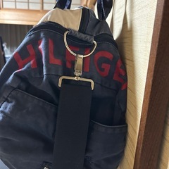 トミーヒルフィガー ショルダーバッグの画像