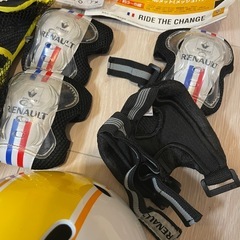 RENAULT プロテクター３点セット【中古】の画像