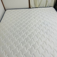 クインサイズベッドマットレスの画像