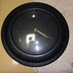黒時計の画像