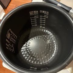 炊飯器の画像