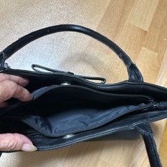 レザー・フォーマルバッグの画像