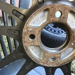15インチ5j pcd100 4穴　アルミホイール中古　1本の画像